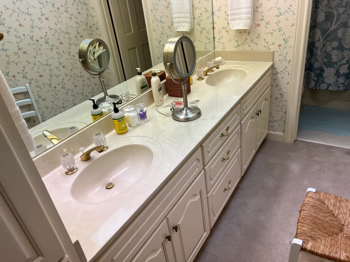 6907 Ladera Norte Transformations after - room 11