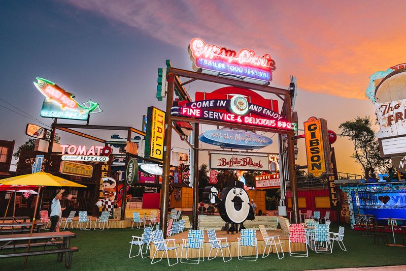 Newsletter image accompanying Crawfish Boil at Sign Bar.
