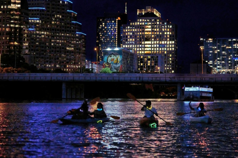 Newsletter image accompanying Rowing Dock’s Full Moonlight Paddle.