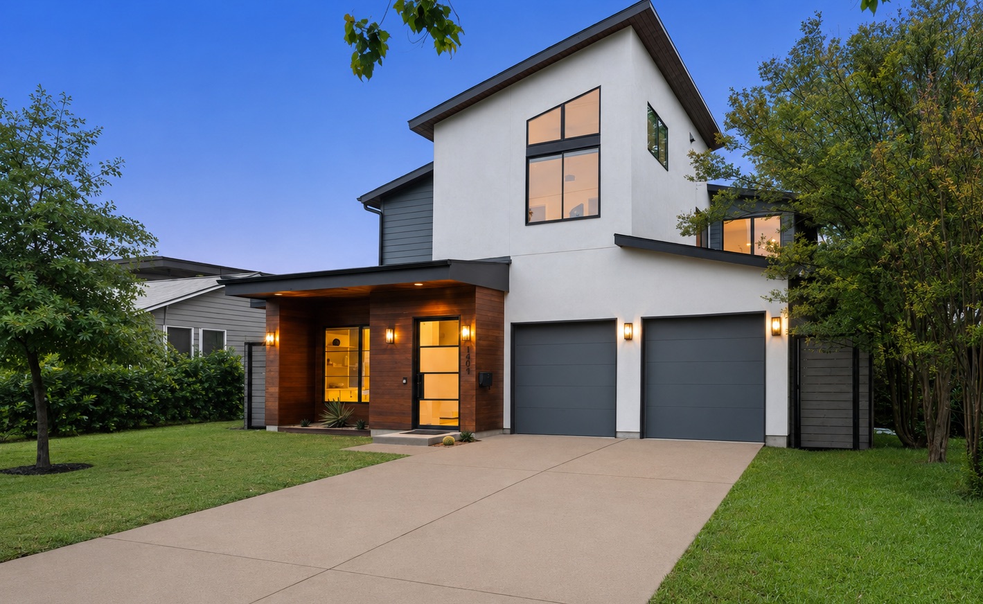 Newsletter image accompanying the archived property feature for 5405 Montview St, 78756.