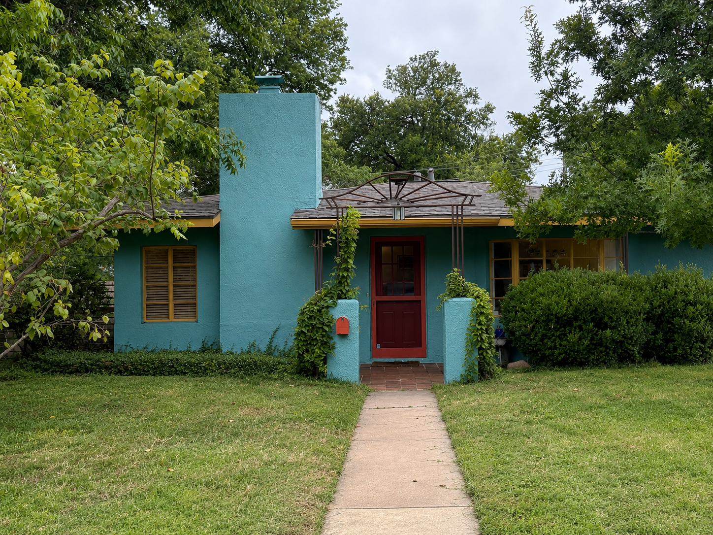 Newsletter image accompanying the archived property feature for 1723 E 38th St, 78722.